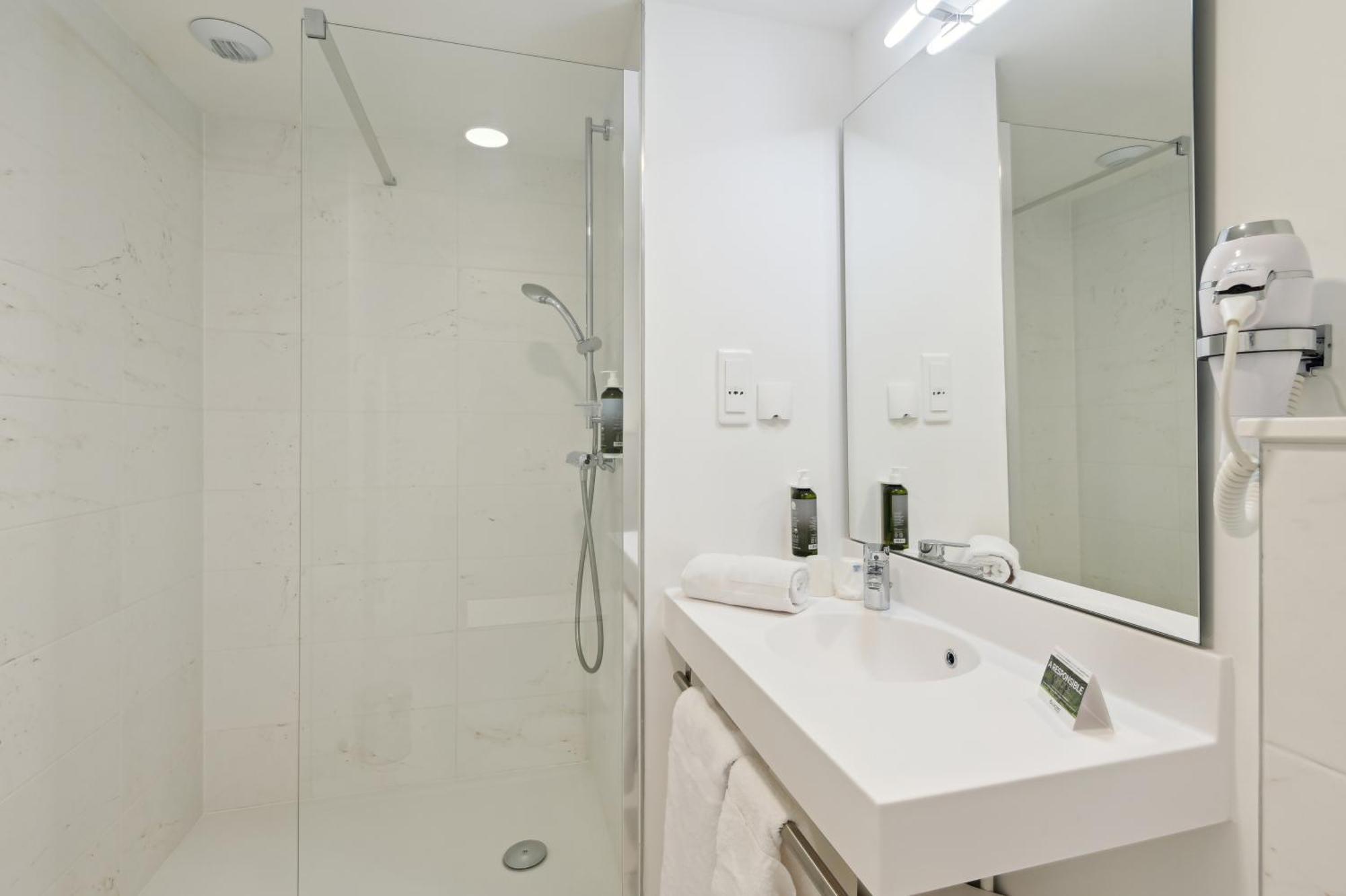 All Suites Paris Ouest Colombes Colombes (Hauts-de-Seine) Quarto foto